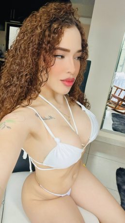 Imagen Ivanna Petite de 23 años #9