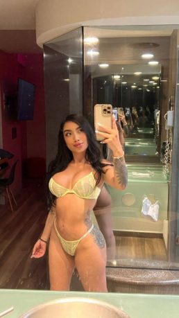 Captura Luna Bossman de 22 años #3