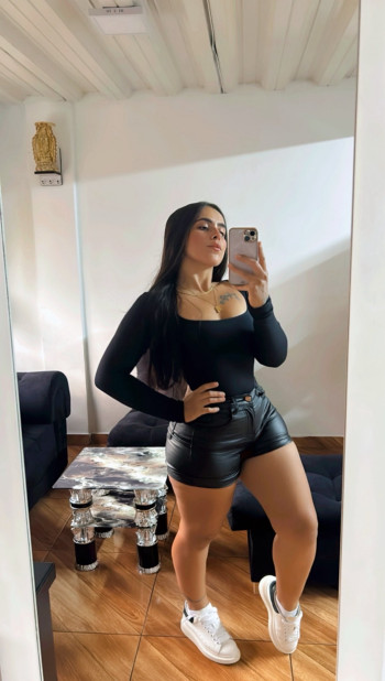 Instantánea Sarita Millán disponible 9am - 12am #12
